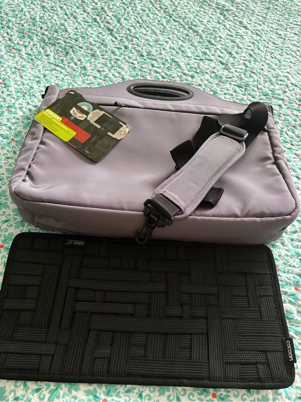 Cocoon sleek gray